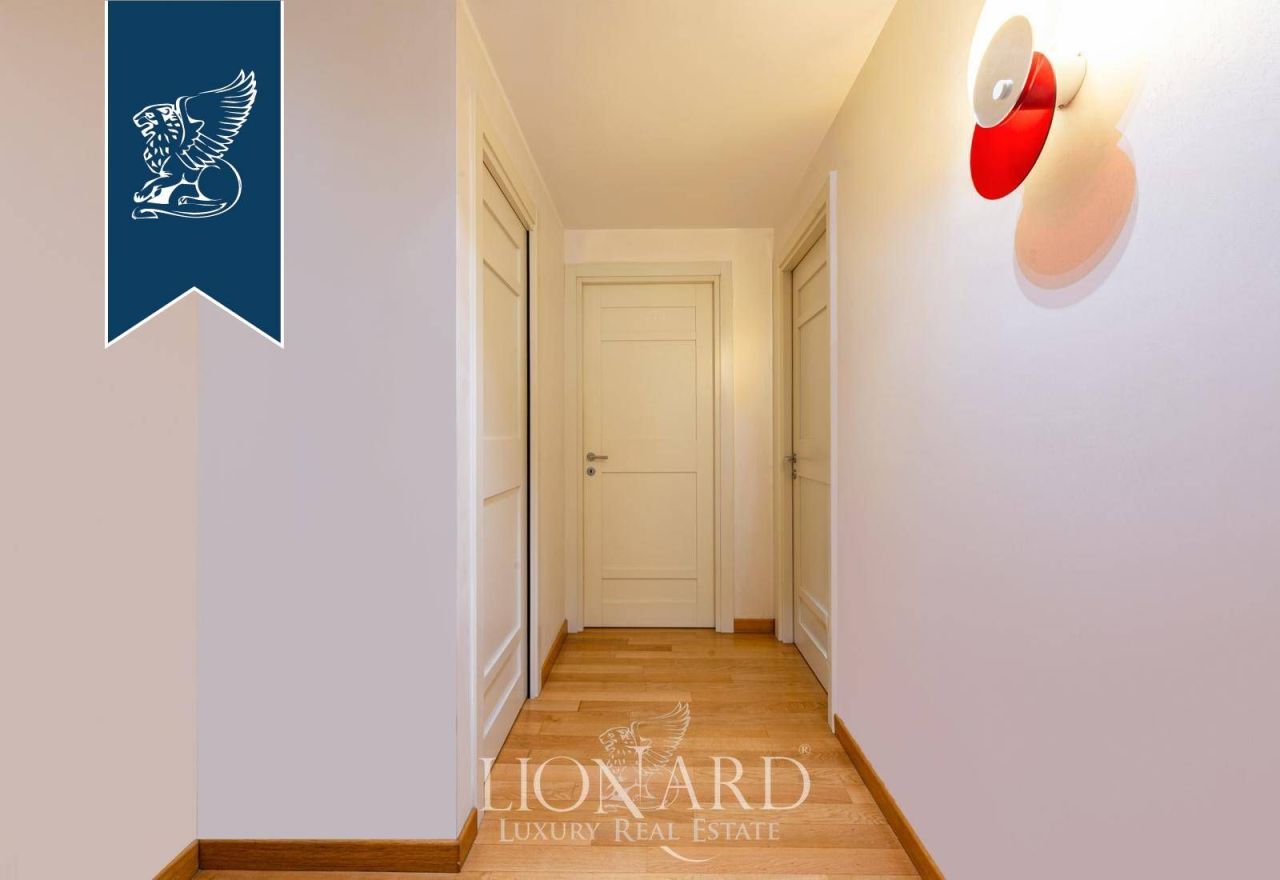 Апартаменты в Милане, Италия, 215 м² - фото 12