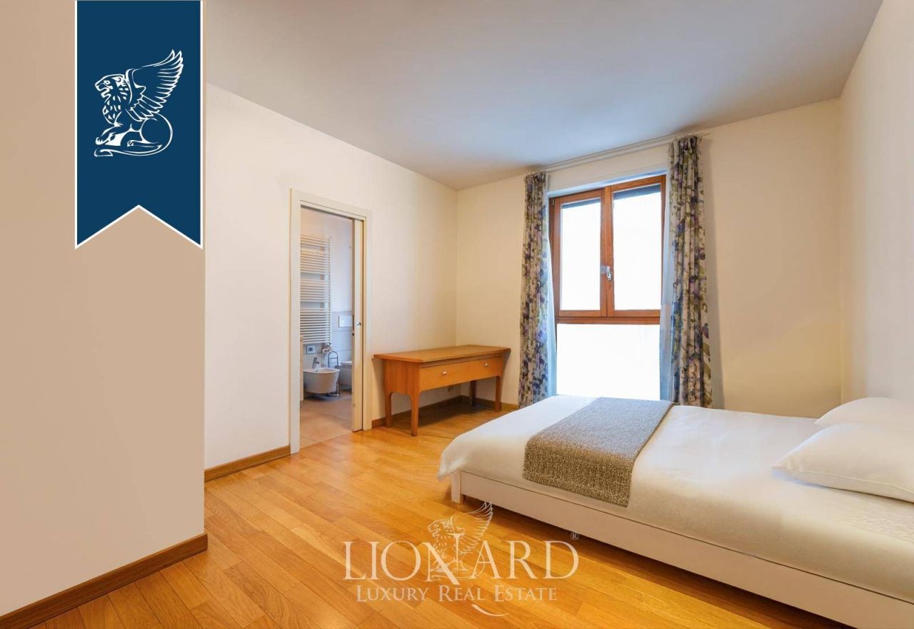 Апартаменты в Милане, Италия, 215 м² - фото 13