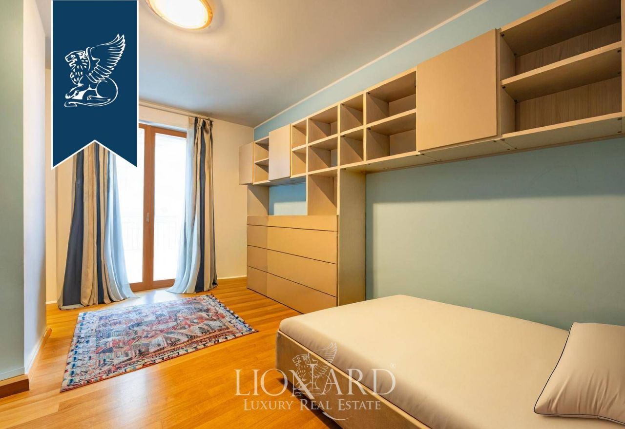 Апартаменты в Милане, Италия, 215 м² - фото 15