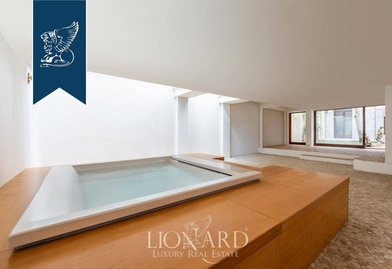 Вилла в Милане, Италия, 399 м² - фото 17