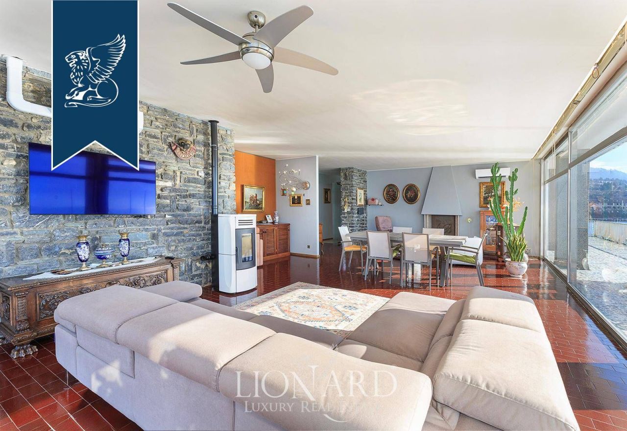 Вилла в Льерне, Италия, 315 м² - фото 17