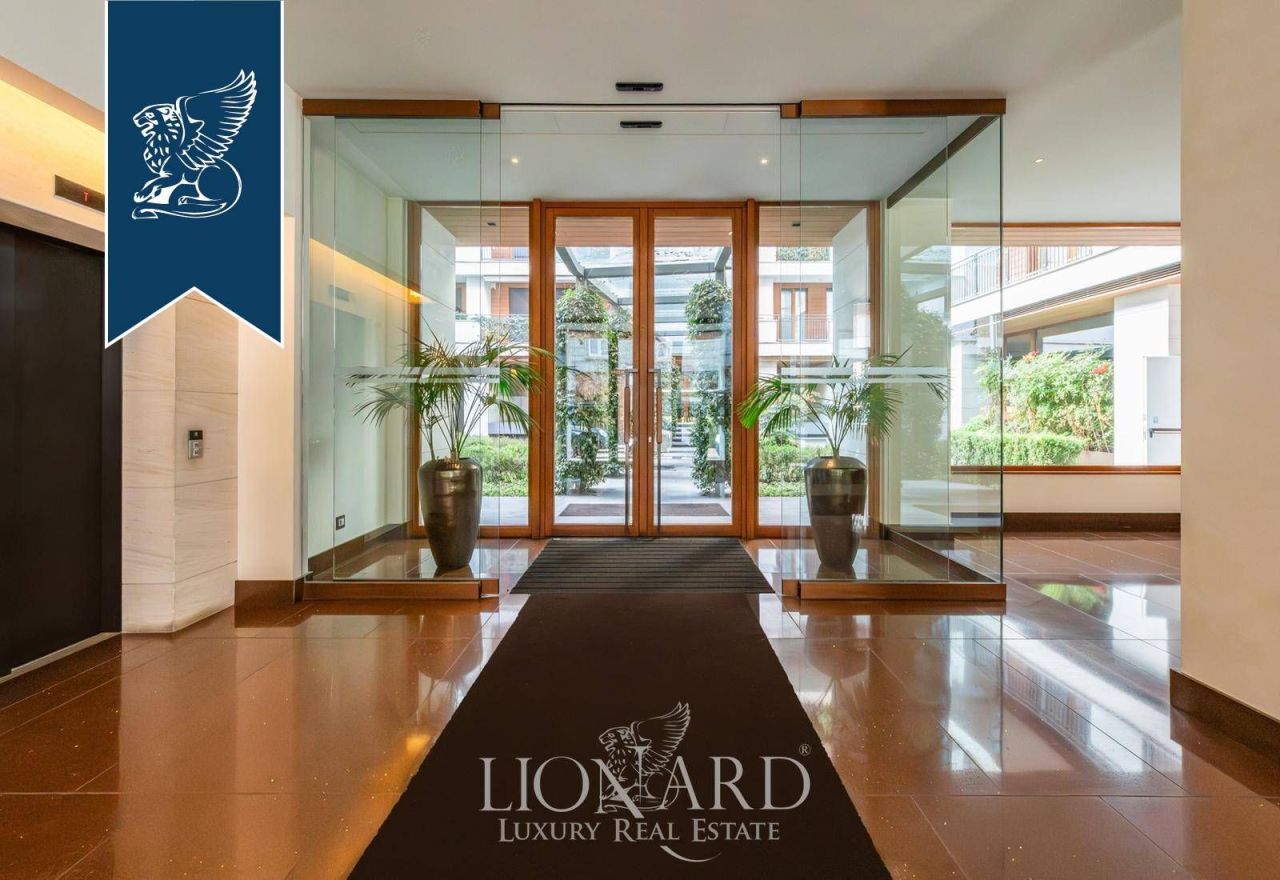 Апартаменты в Милане, Италия, 215 м² - фото 18