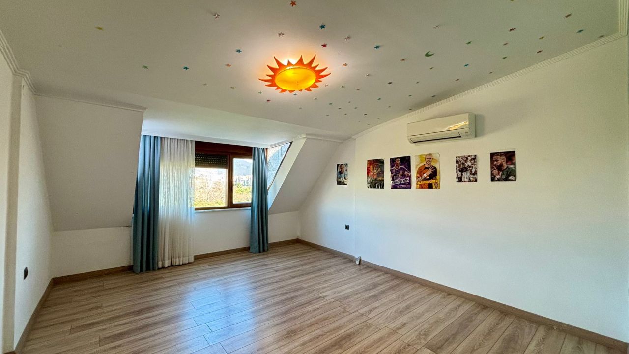 Апартаменты в Алании, Турция, 200 м² - фото 9