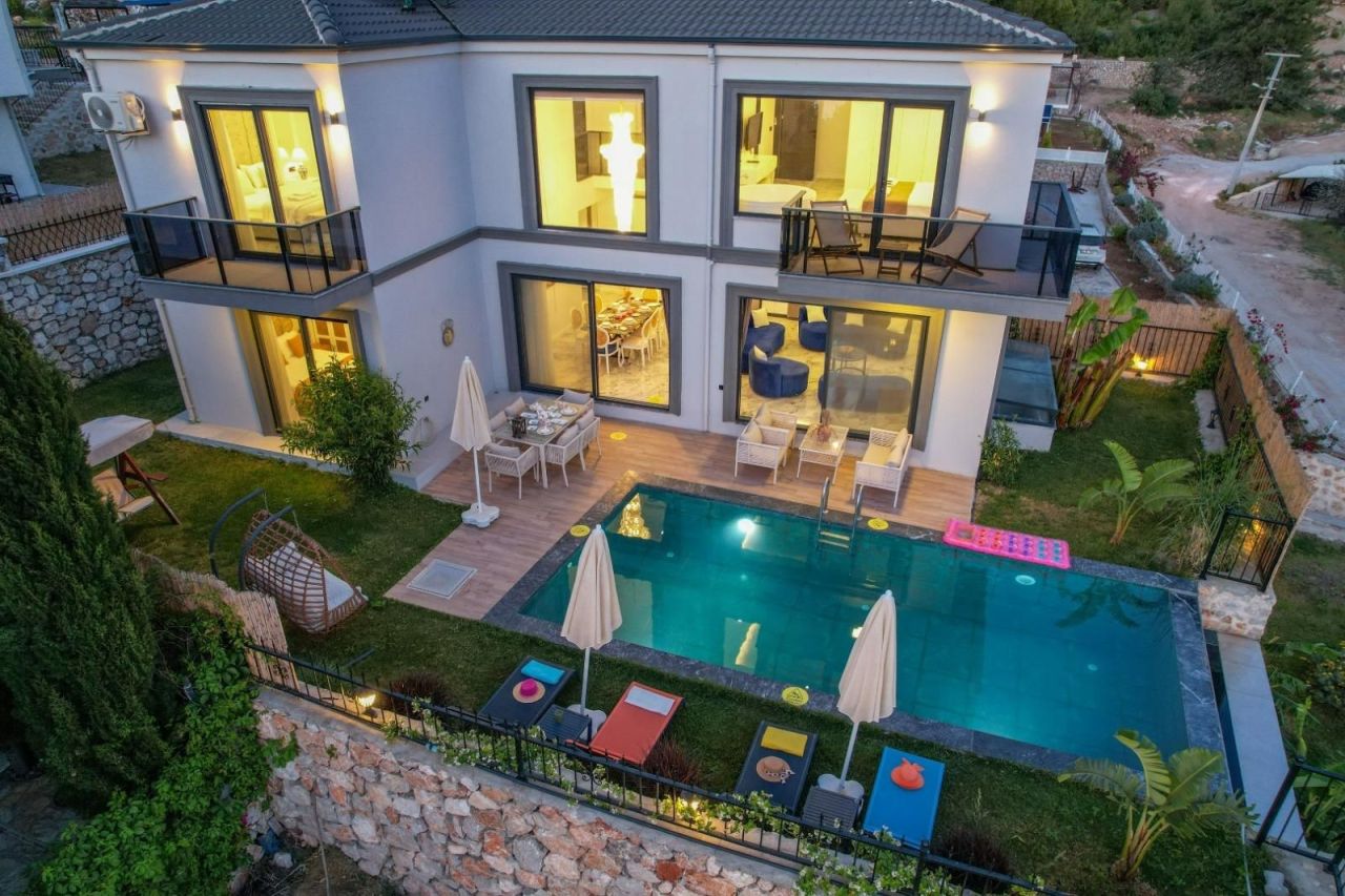 Вилла в Фетхие, Турция, 290 м² - фото 1