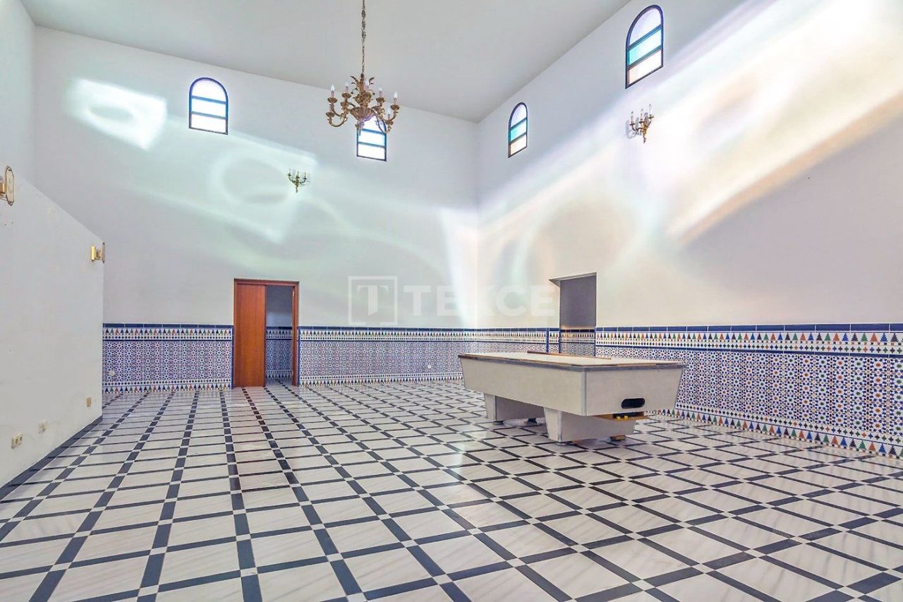 Вилла в Бенальмадене, Испания, 595 м² - фото 11