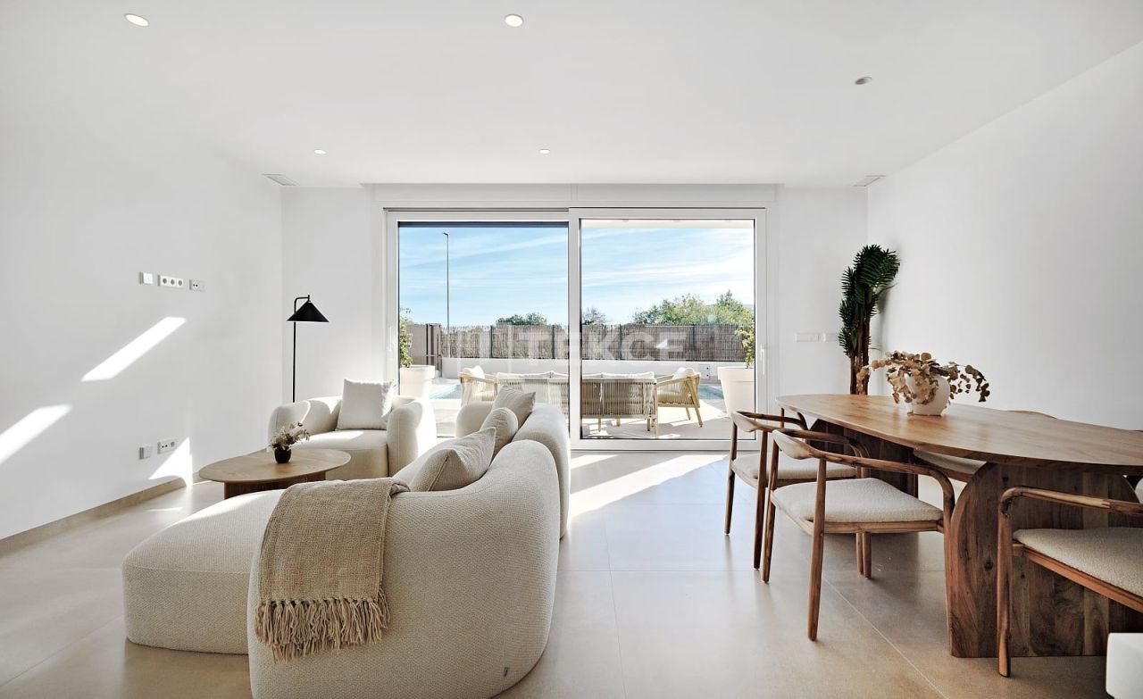 Вилла в Ориуэле, Испания, 137 м² - фото 13