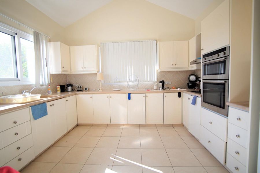 Вилла в Пафосе, Кипр, 160 м² - фото 8