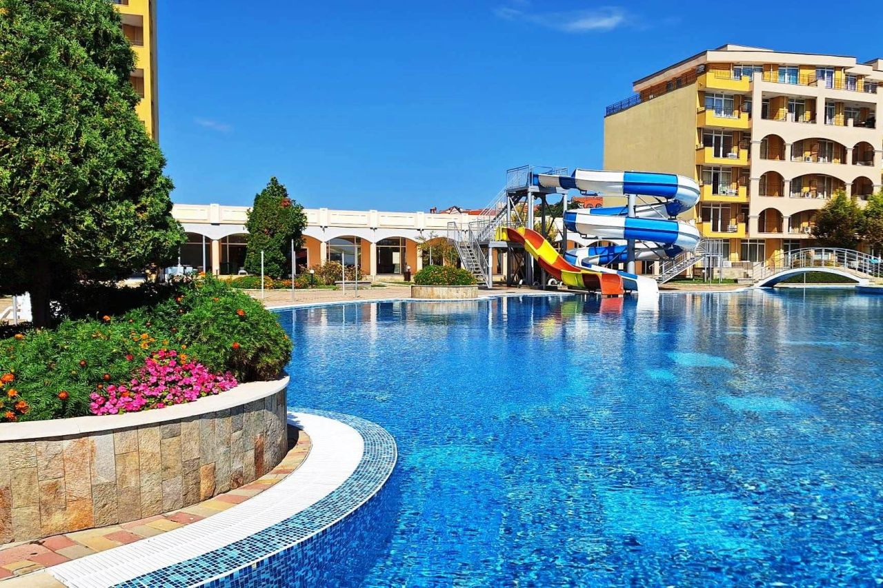 Квартира в Ахелое, Болгария, 72 м² - фото 17