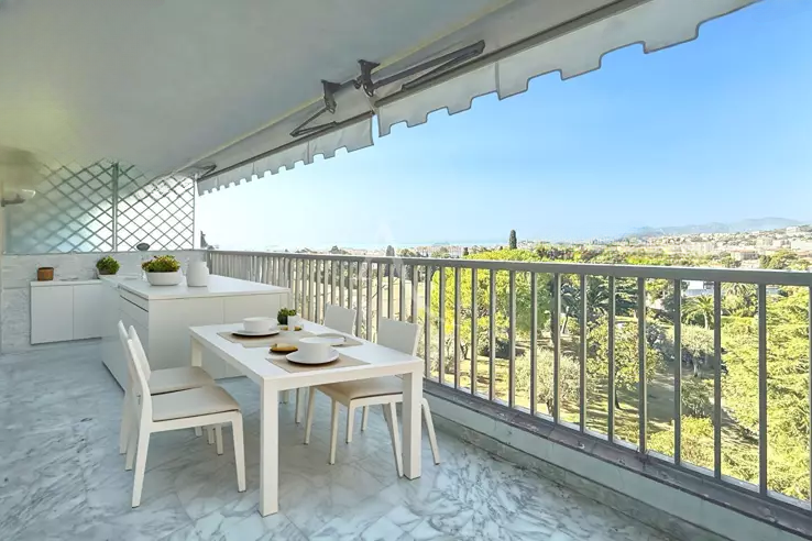 Квартира в Каннах, Франция, 106 м² - фото 1