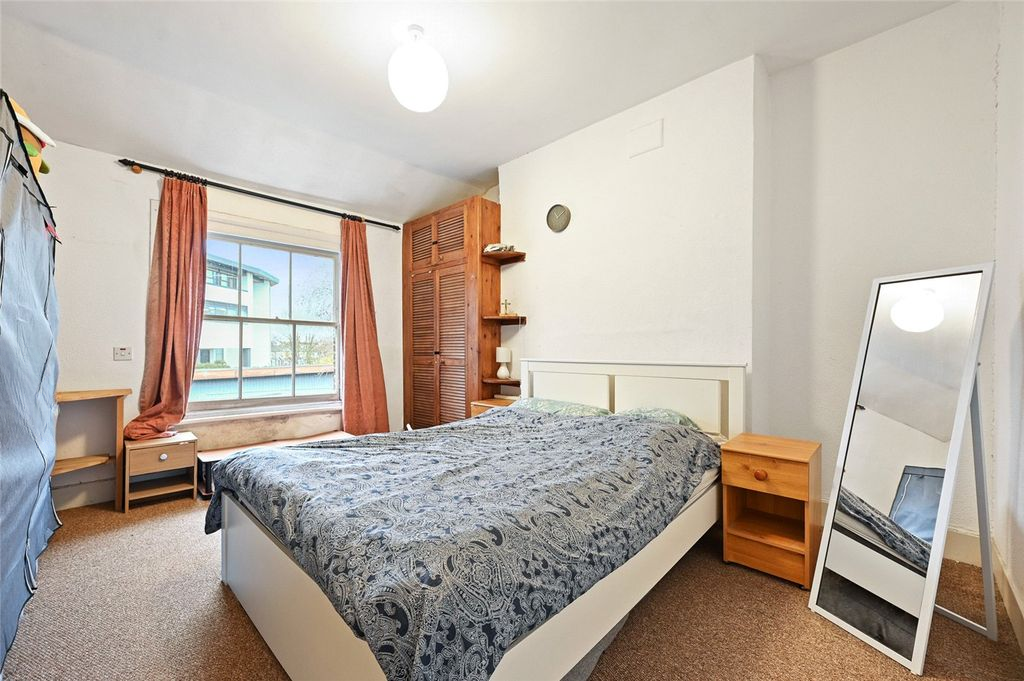 Квартира в Лондоне, Великобритания, 5 м² - фото 1