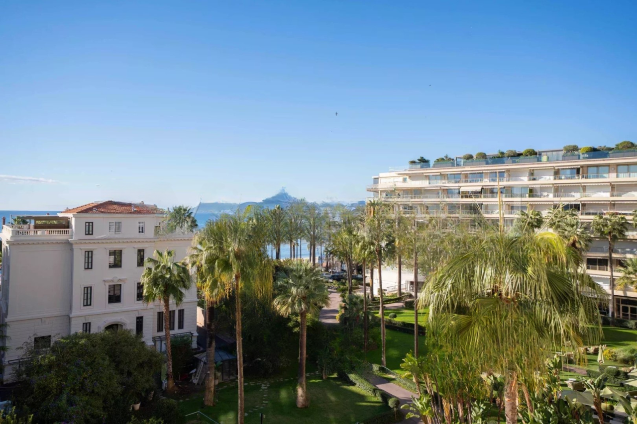 Квартира в Каннах, Франция, 165 м² - фото 1