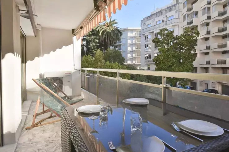 Квартира в Каннах, Франция, 79 м² - фото 1