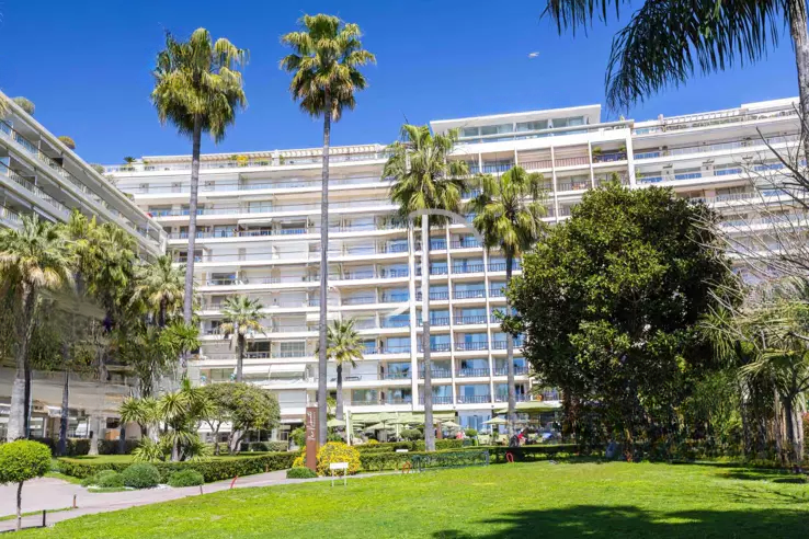 Квартира в Каннах, Франция, 26 м² - фото 1