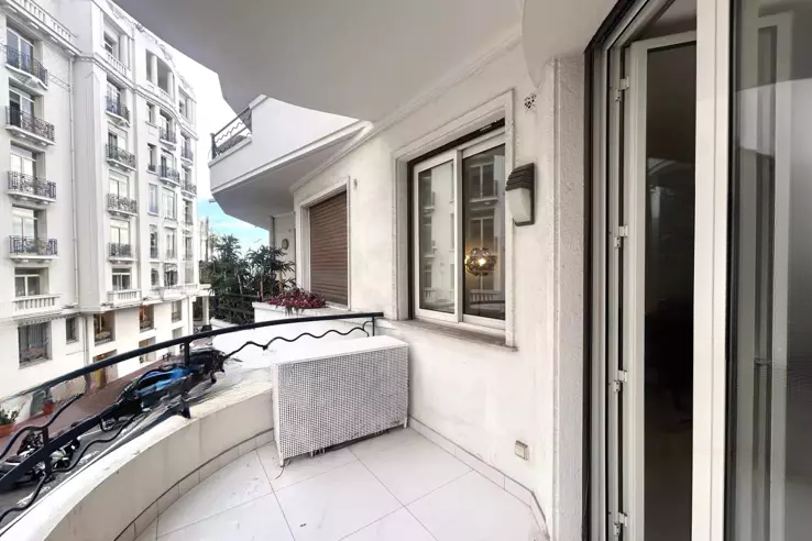 Квартира в Каннах, Франция, 52 м² - фото 1