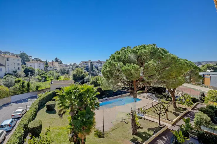 Квартира в Каннах, Франция, 55 м² - фото 1