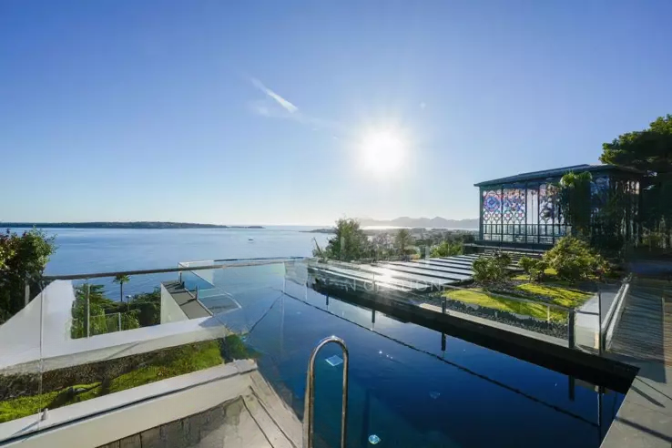 Квартира в Каннах, Франция, 225 м² - фото 1