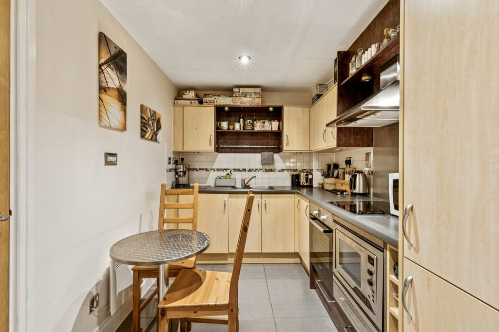 Квартира в Лондоне, Великобритания, 51 м² - фото 1