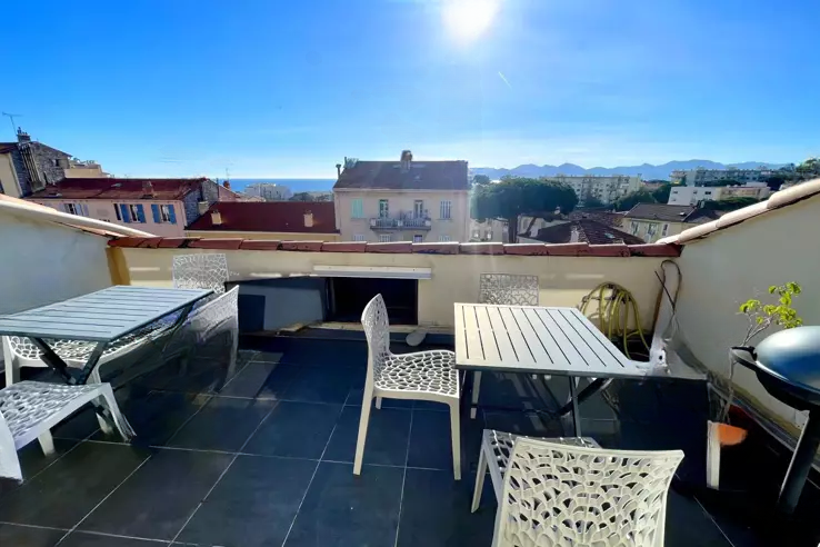 Квартира в Каннах, Франция, 180 м² - фото 1