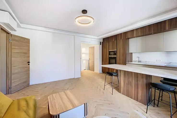 Квартира в Каннах, Франция, 48 м² - фото 1