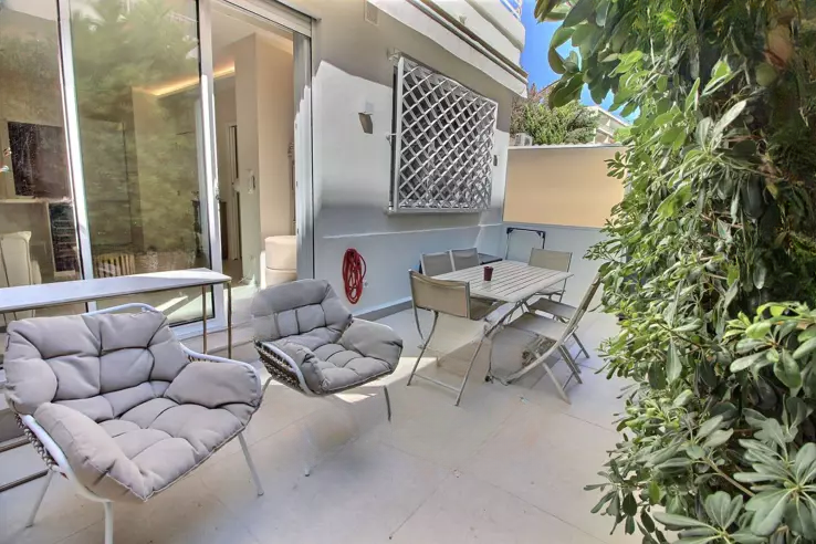 Квартира в Каннах, Франция, 40 м² - фото 1