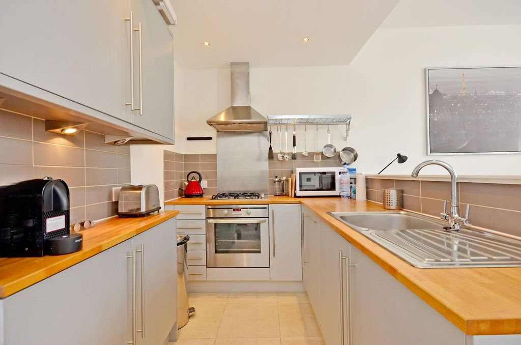 Квартира в Лондоне, Великобритания, 47 м² - фото 1