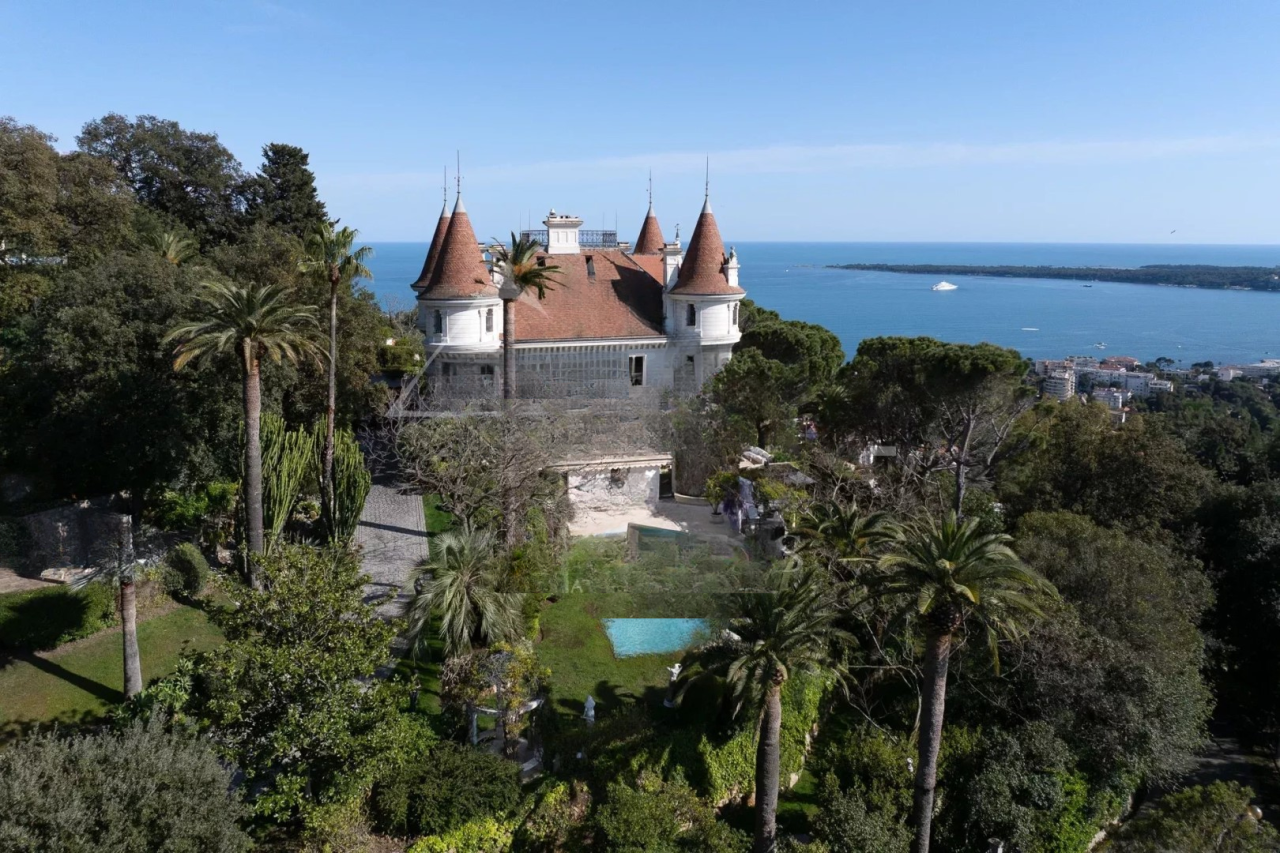 Квартира в Каннах, Франция, 735 м² - фото 1