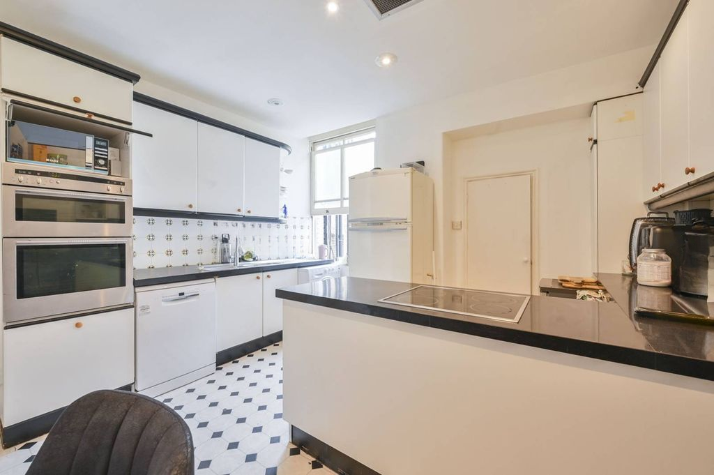 Квартира в Лондоне, Великобритания, 168 м² - фото 1