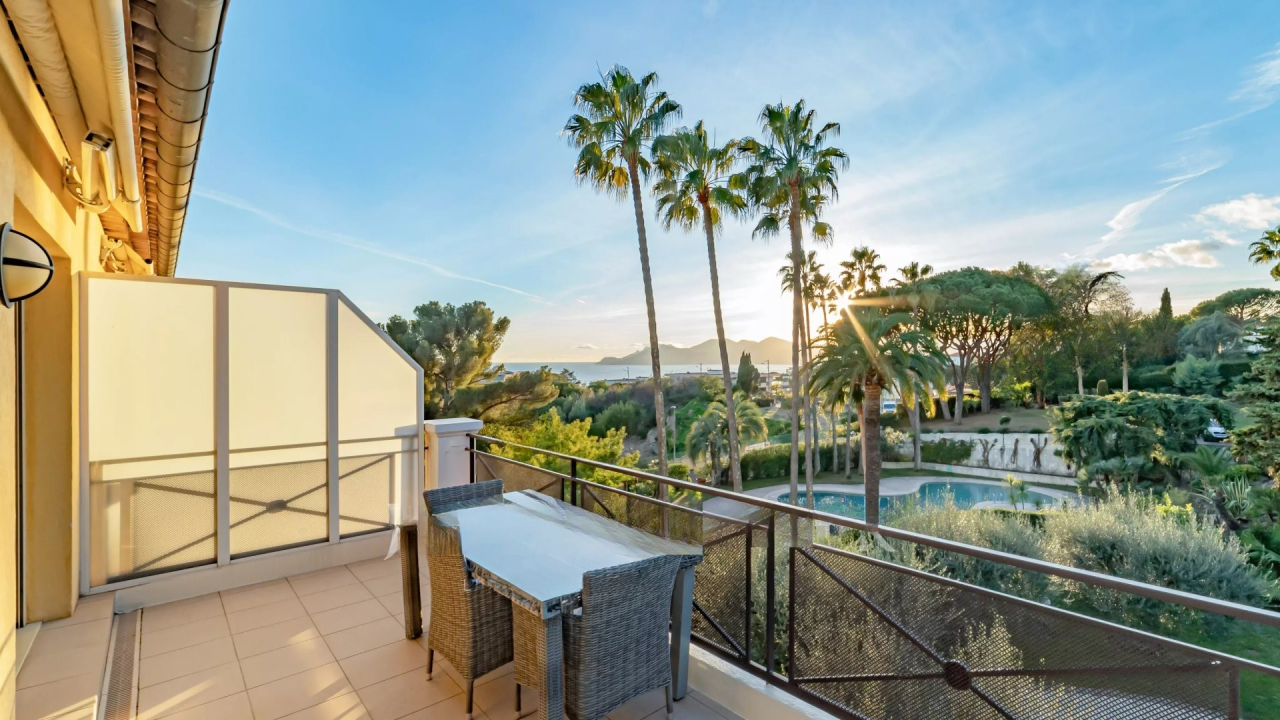 Квартира в Каннах, Франция, 112 м² - фото 1