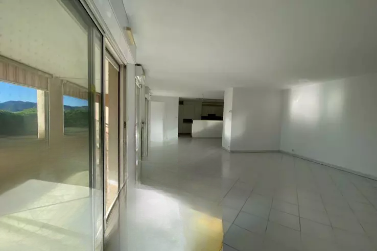 Квартира в Каннах, Франция, 106 м² - фото 1