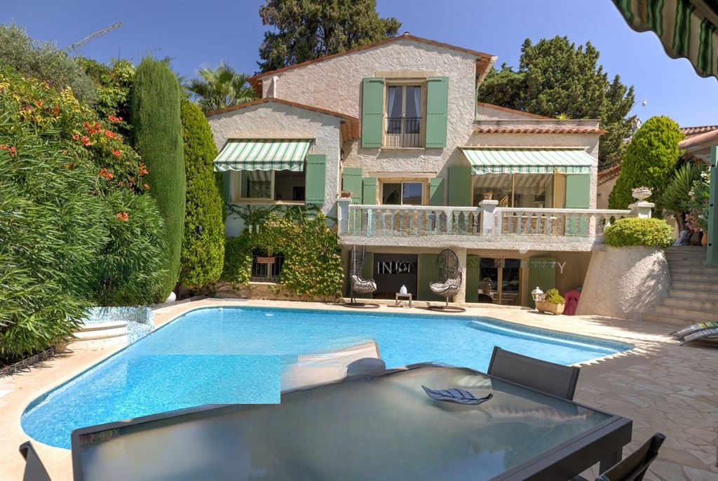 Квартира в Каннах, Франция, 320 м² - фото 1