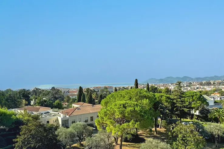 Квартира в Каннах, Франция, 106 м² - фото 1