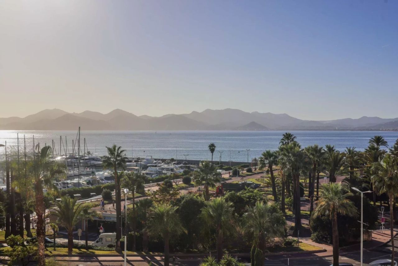 Квартира в Каннах, Франция, 99 м² - фото 1