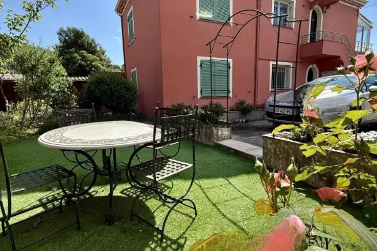 Квартира в Каннах, Франция, 180 м² - фото 1