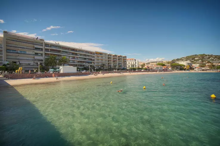 Квартира в Каннах, Франция, 40 м² - фото 1