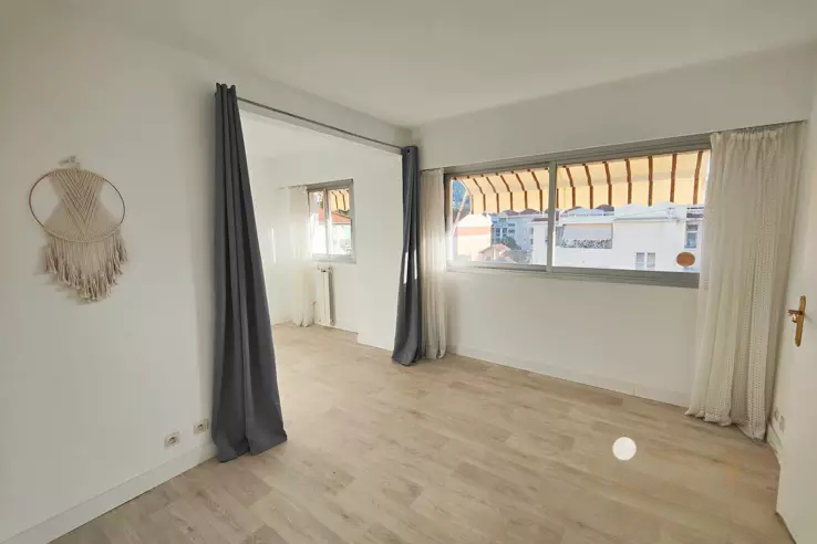 Квартира в Каннах, Франция, 43 м² - фото 1