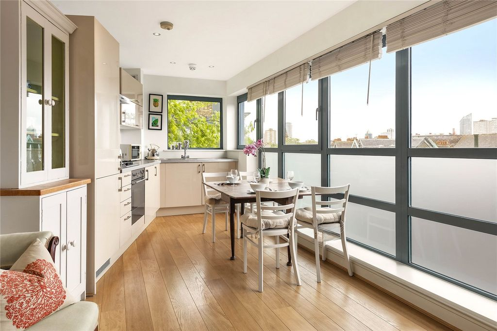 Квартира в Лондоне, Великобритания, 51 м² - фото 1