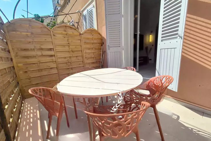 Квартира в Каннах, Франция, 30 м² - фото 1