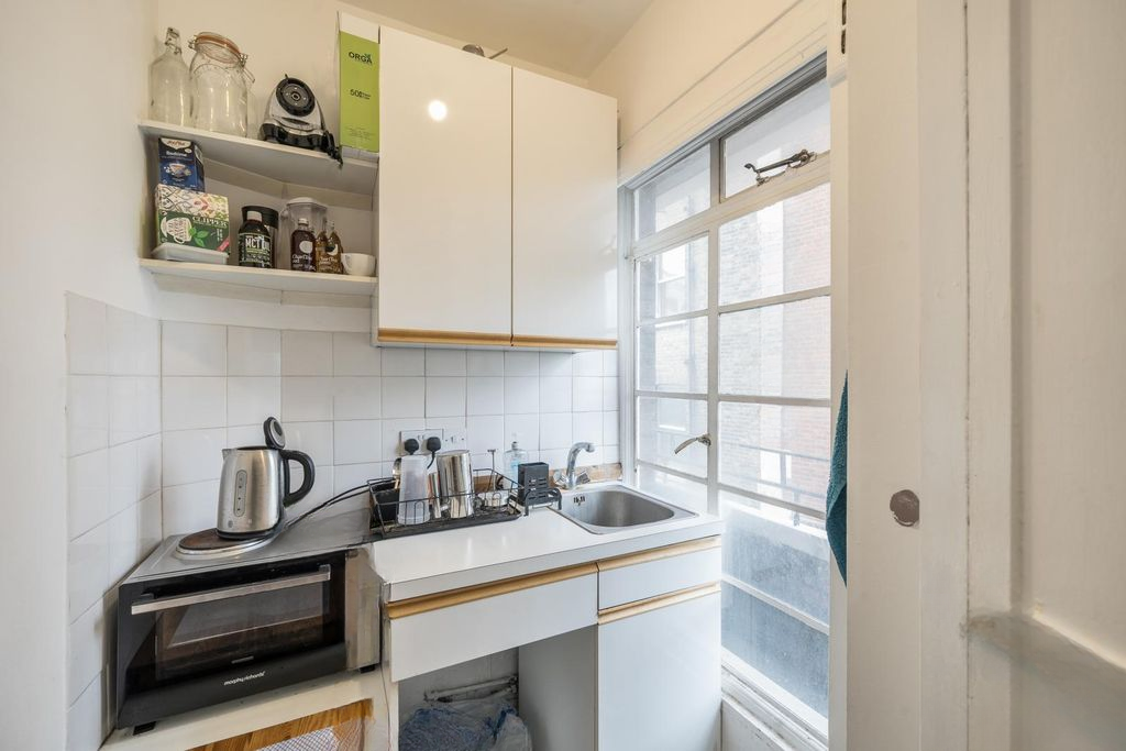 Квартира в Лондоне, Великобритания, 33 м² - фото 1