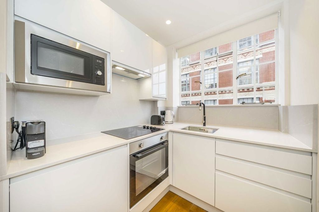 Квартира в Лондоне, Великобритания, 60 м² - фото 1