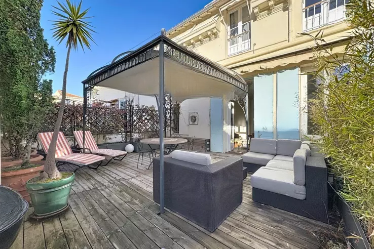 Квартира в Каннах, Франция, 70 м² - фото 1