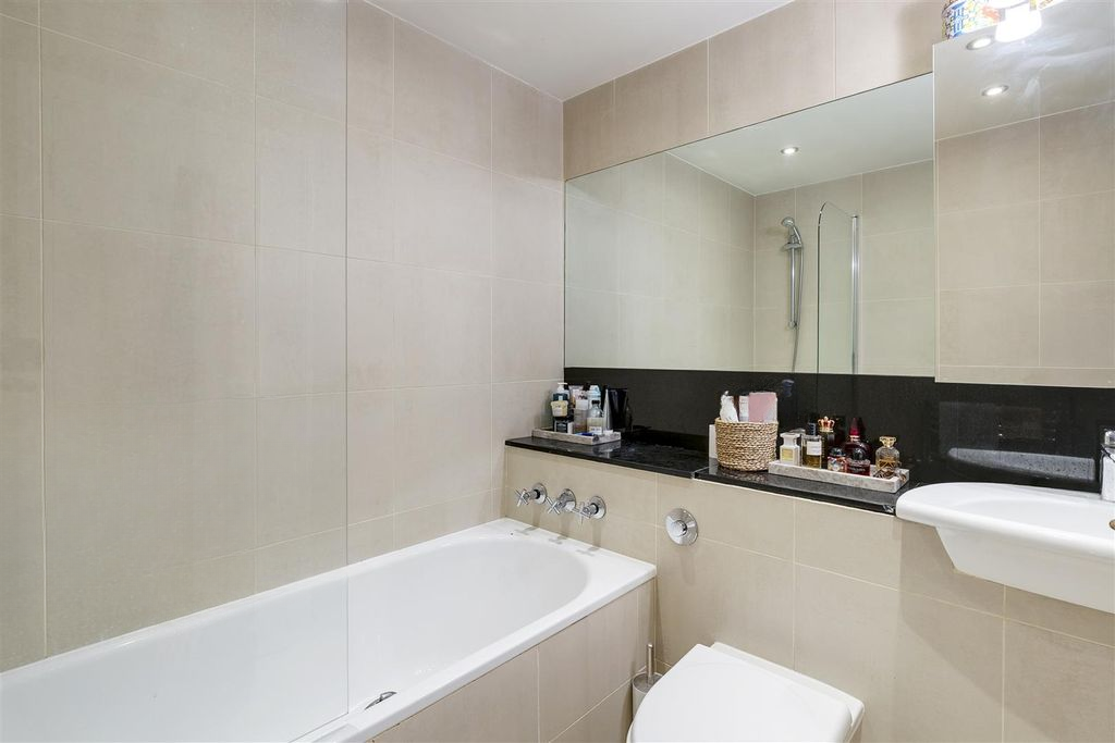 Квартира в Лондоне, Великобритания, 79 м² - фото 2