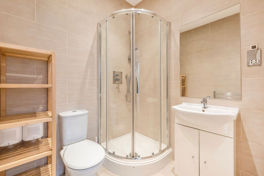 Квартира в Лондоне, Великобритания, 10 м² - фото 2