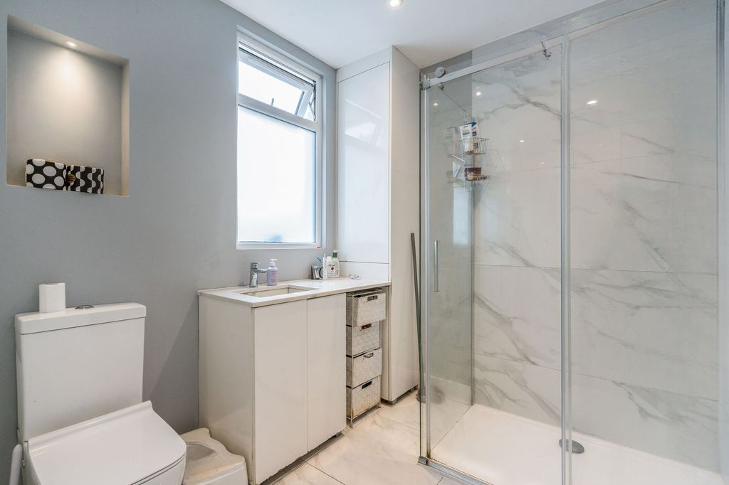 Квартира в Лондоне, Великобритания, 47 м² - фото 2