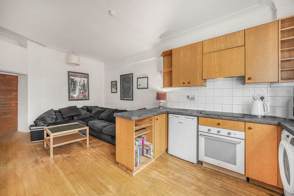 Квартира в Лондоне, Великобритания, 36 м² - фото 2