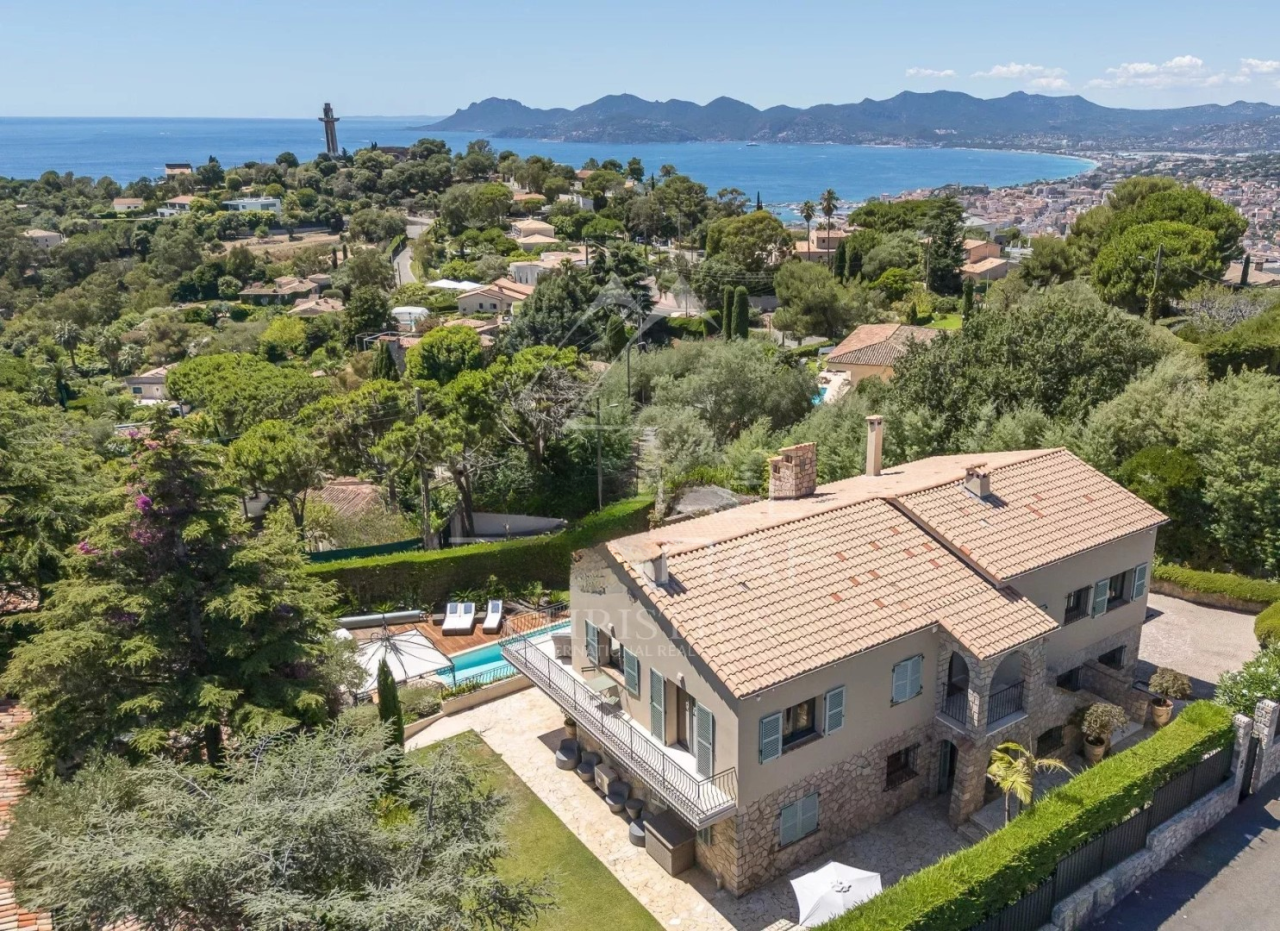 Квартира в Каннах, Франция, 340 м² - фото 2