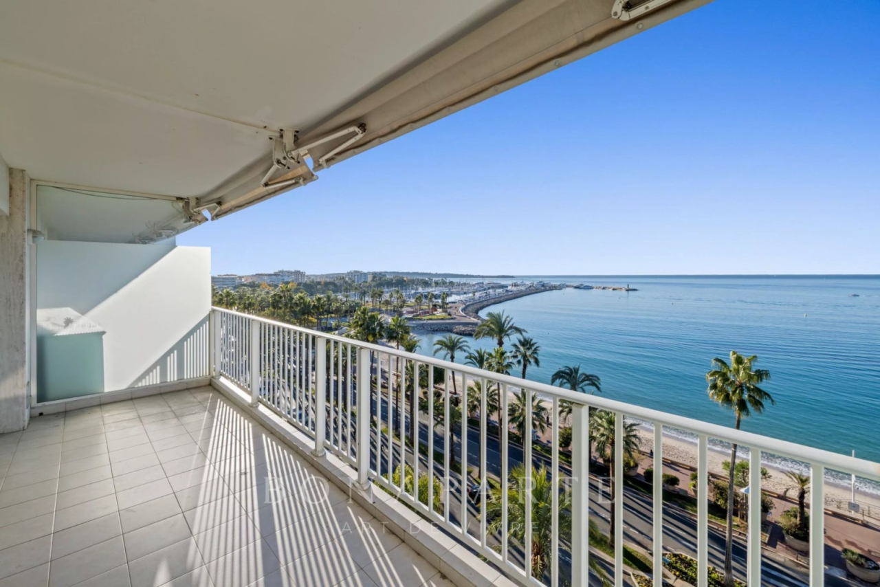 Квартира в Каннах, Франция, 49 м² - фото 2