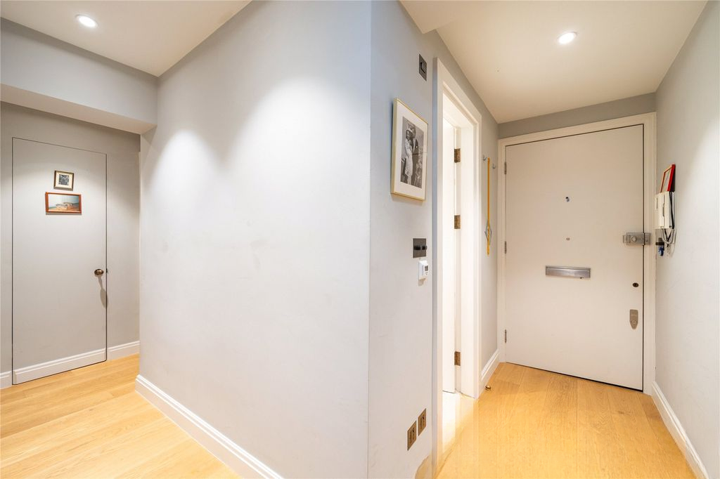 Квартира в Лондоне, Великобритания, 76 м² - фото 2