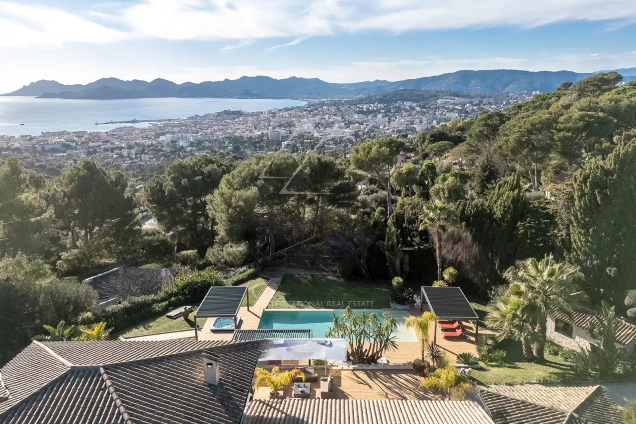 Квартира в Каннах, Франция, 300 м² - фото 2