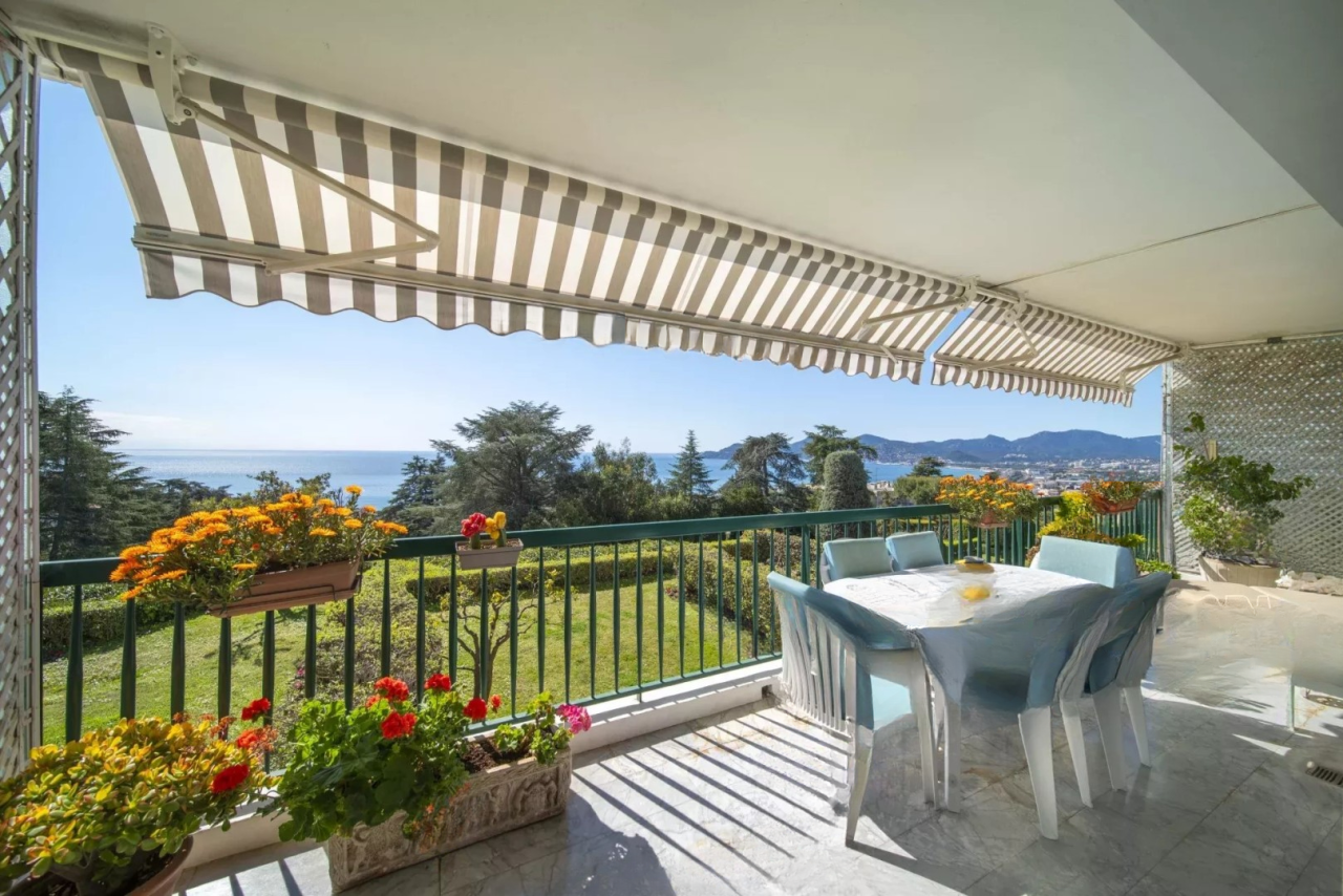 Квартира в Каннах, Франция, 107 м² - фото 2