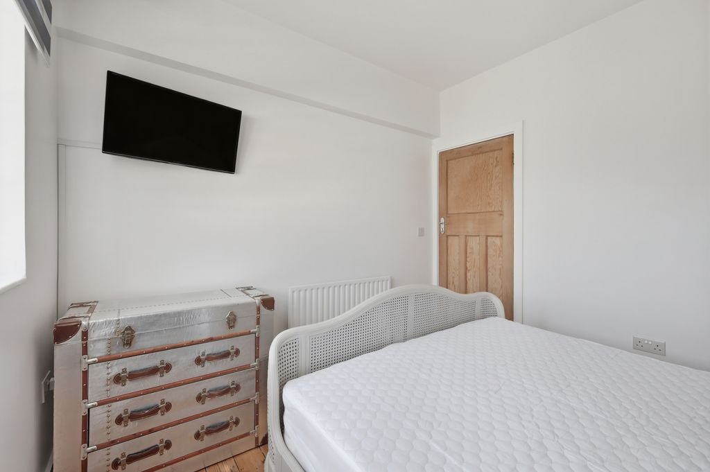 Квартира в Лондоне, Великобритания, 38 м² - фото 2